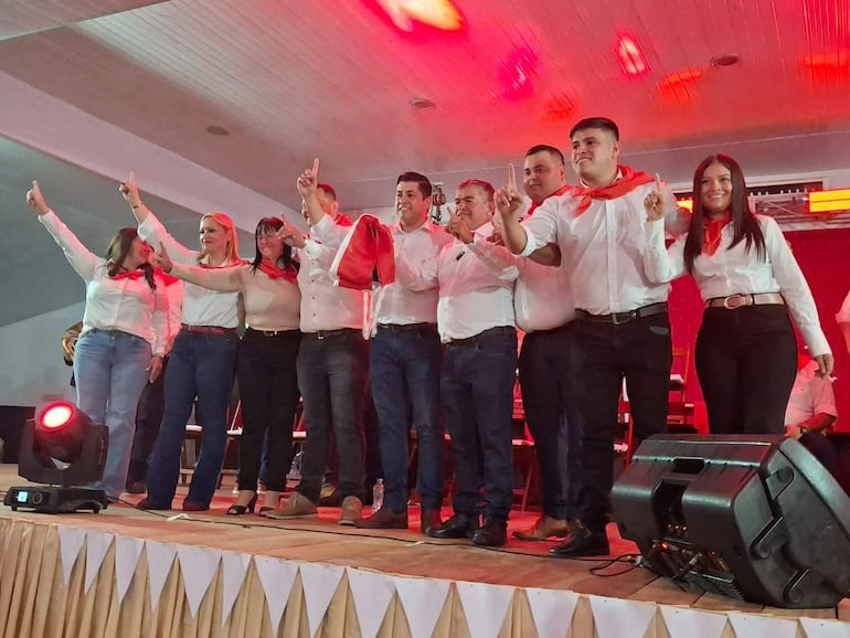 El Partido Colorado lanza candidatura a la Intendencia en Santa Rosa El Partido Colorado lanza candidatura a la Intendencia en Santa Rosa