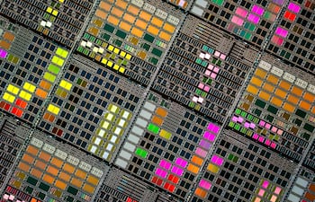 Concepto de semiconductores, chips, industria tecnológica.