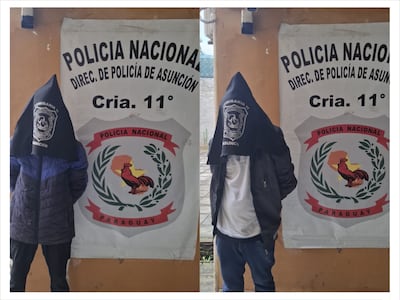 Capturan a dos presuntos motochorros en Asunción y recuperan celulares robados.