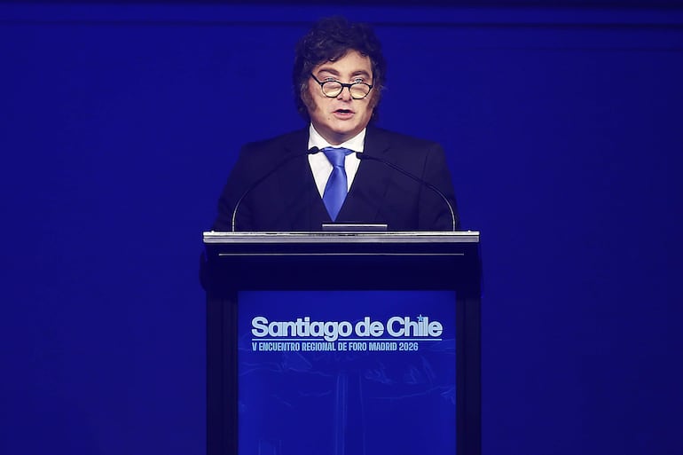 El presidente de Argentina, Javier Milei, habla durante el V Encuentro Regional del Foro Madrid, la alianza internacional de dirigentes impulsada por la fundación española de extrema derecha Disenso