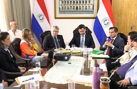 Juan Carlos Baruja acudió a Diputados a dar explicaciones sobre el caso con Chaqueñito, pero se retiró antes por un sangrado de nariz.