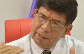 laurentino-barrios-decano-de-la-facultad-de-medicina--194659000000-1586529.jpg