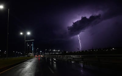 Sistema de tormentas se extiende para 15 departamentos.