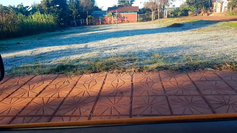 Fotos de heladas y escarchas en Itapúa.