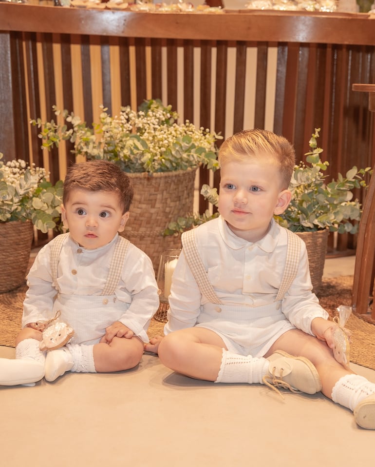 ¡Pura ternura! Los hermanitos Pietro y Francesco Pitta Velázquez. (Instagram/Tathi Velázquez)