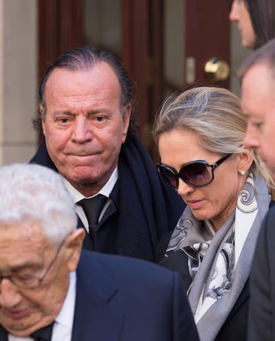 Julio Iglesias y su esposa Miranda Rijnsburger en una foto de 2014.
