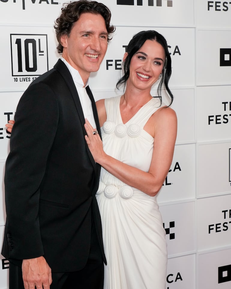 Katy Perry y Justin Trudeau debutan como pareja en una red carpet - Gente