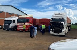 Una comitiva fiscal y policial se constituyó en la escena del crimen para realizar el procedimiento de rigor.