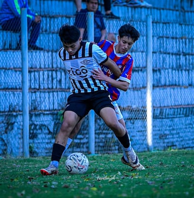 Los gumarelos derrotaron a los azulgranas en Colegialito 3-2