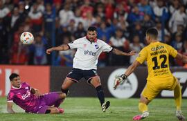 Nacional fue superior y se impuso al gumarelo