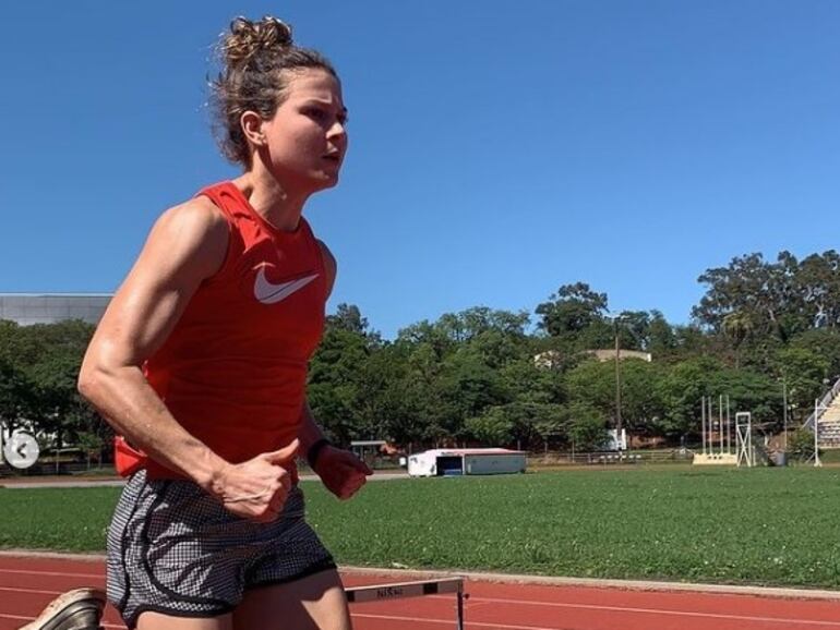 La recordwoman Xenia Hiebert (23 años) se destacó en la prueba de velocidad de los 100 metros llanos en el festival de atletismo.