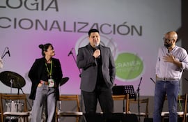 Adriana Ortiz, ministra de Cultura; Gonzalo Gómez, de la DINAPI, y Roberto Galeano, director ejecutivo de Fundación Itaú, principales aliados del Cranea Música.