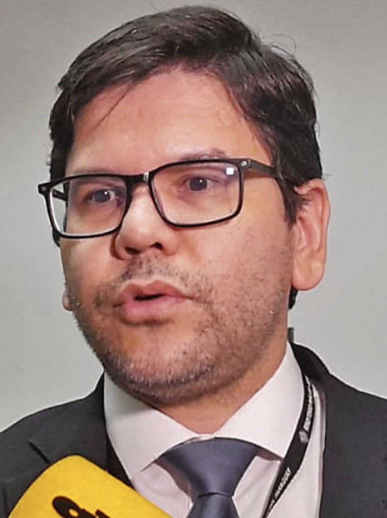 Jorge Arce Rolandi, fiscal que firmó la acusación.