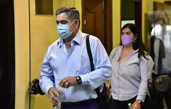 Justo Ferreira, titular de la empresa Imedic S.A condenado a 3 años de cárcel por contrabando de los insumos chinos; y su hija Patricia Ferreira Pascottini.