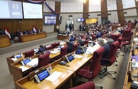 Imagen ilustrativa del pleno de la Cámara de Diputados, que hoy salvaría a seis intendentes.