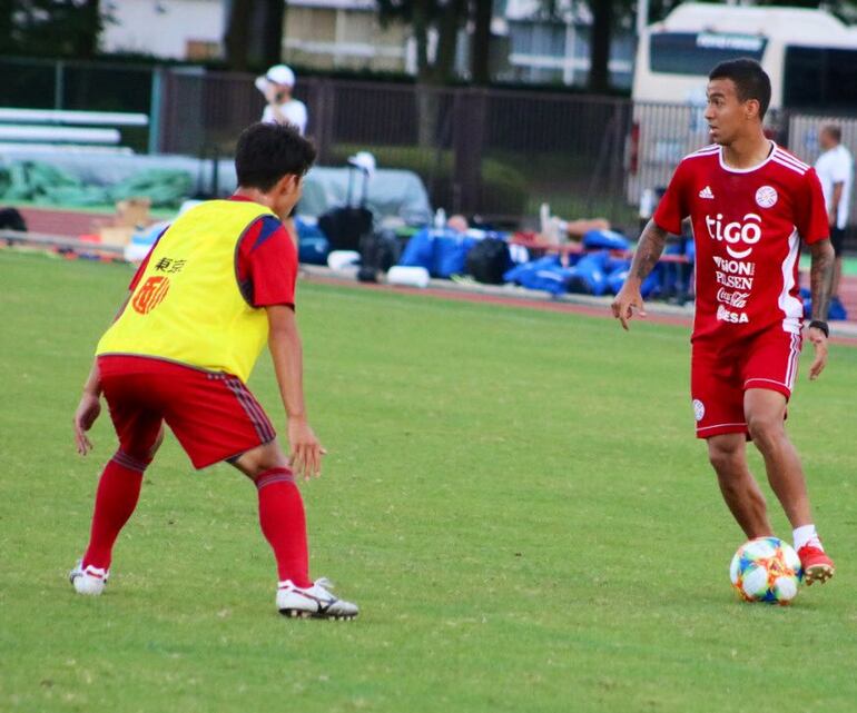 Imágenes de las actividades de la Albirroja en Tokyo.