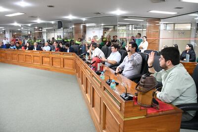 Mayoría de 10 concejales colorados aprobaron un insólito presupuesto "plurianual" que regirá hasta 2028, por lo que condicionará a quien resulte electo intendente en 2026.