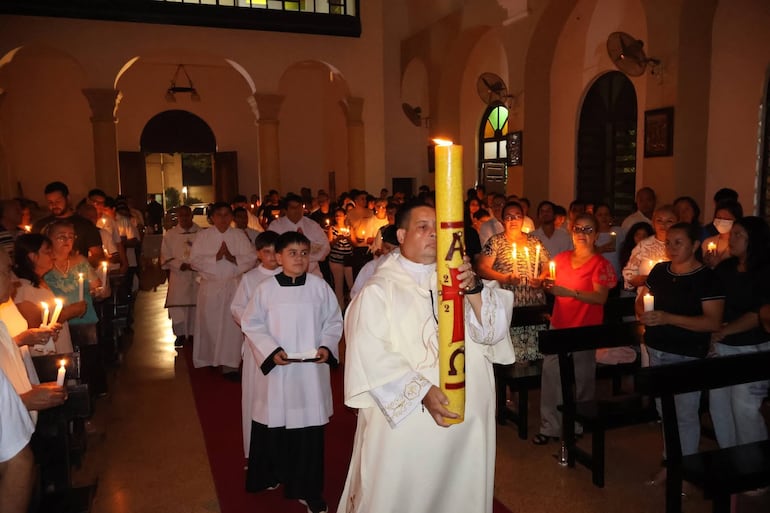 En Pascua, llaman a invertir en la “cuenta segura” de Dios con caridad y perdón