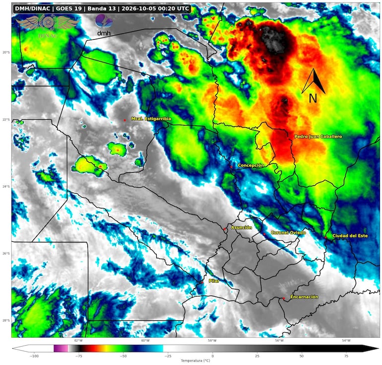 Imagen satelital meteorológica mostrando temperaturas y nubes en Paraguay, sin personas visibles.
