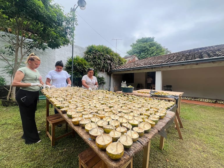 En Yaguarón preparan 2.000 candiles para el Kurusu Rape.