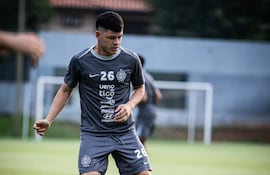 El volante de Olimpia, Richard "Cachorro" Sánchez está para tener su primera titularidad desde su retorno a la entidad de Para Uno.