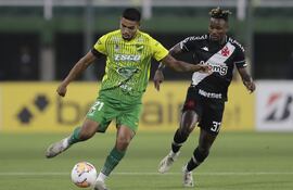 Martínez conquistó la Copa Sudamericana vistiendo la casaca del Halcón.