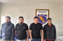 De izquierda a derecha: Edward Vaca Hurtado, Luis Darío Barreto, Juan Fernando Cañete y Librado Díaz Cañete.