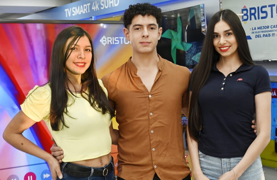 Belén Caballero, Matías Brítez y Fabiola Maidana.