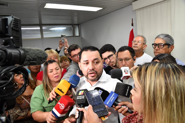 Luis Bello (ANR-HC), intendente de Asunción.