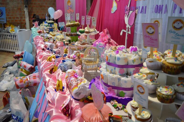 Ediciones anteriores del bayshower comunitario en Barrio Obrero.