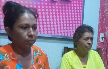 Lucía Romero y Vidalina Cáceres del comité Niño Salvador, expulsadas por pedir rendición de cuentas