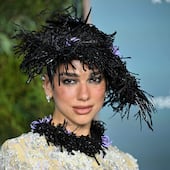 La cantautora inglesa Dua Lipa llegó radiante a los Innovator Awards de la revista WSJ en el Museo de Arte Moderno (MoMA) de Nueva York. (ANGELA WEISS / AFP)