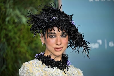 La cantautora inglesa Dua Lipa llegó radiante a los Innovator Awards de la revista WSJ en el Museo de Arte Moderno (MoMA) de Nueva York. (ANGELA WEISS / AFP)