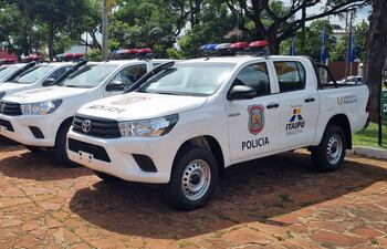 Entregan siete nuevas patrulleras para el departamento de Misiones.