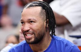 Con 35 puntos de Jalen Brunson (29 años), los New York Knicks pasaron por encima de unos exhaustos Philadelphia 76ers