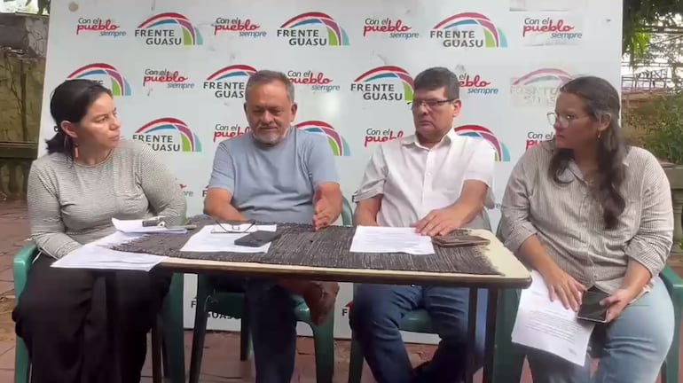 Juanica Suriaga, Sixto Pereira, Roberto Colman y Ana Valdez.