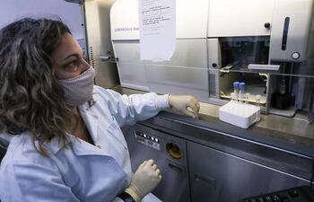 Con el fin de comprender de una mejor la salud y las enfermedades raras que existen en Uruguay, el Instituto Pasteur (IP) del país sudamericano se encuentra llevando a cabo el primer estudio para secuenciar el “genoma uruguayo”.