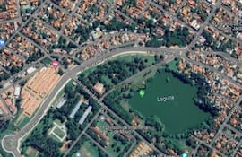 El predio se encuentra en la convergencia entre la Costanera Sur y la avenida Tacumbú.