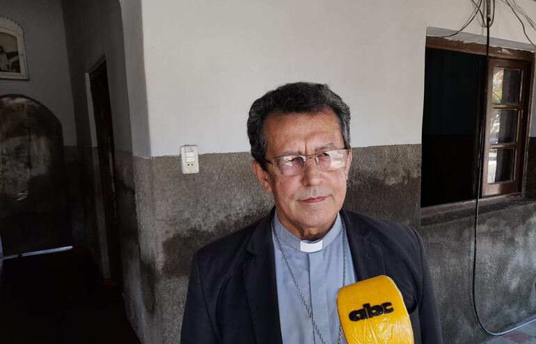 El obispo de Misiones y Ñeembucú, Monseñor Pedro Collar,se encuentra de  visita pastoral en el Duodécimo departamento.