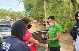 La Policía detuvo a dos supuestos microtraficantes en MRA.