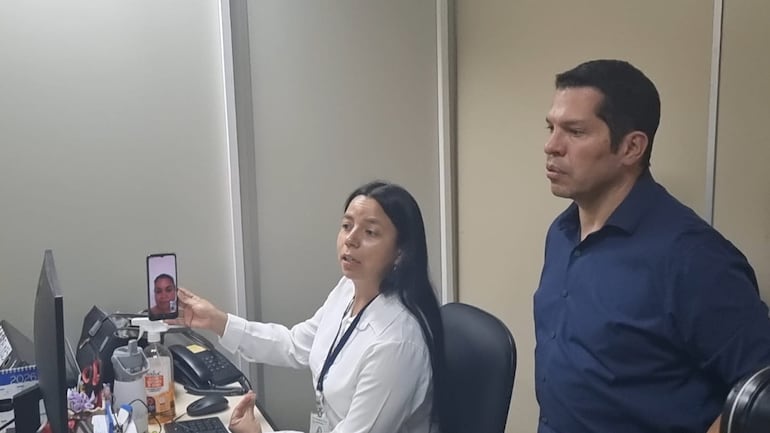 Momento en que se desarrollaba la audiencia de imposición de medidas a la abogada Zully Ortiz, por medios telemáticos, ante el juez José Delmás.