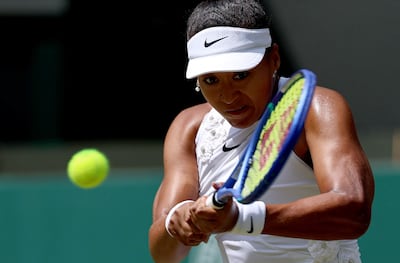 Naomi Osaka derrotó a Daria Kasatkina en dos mangas y avanzó a los octavos de final de Wimbledon.