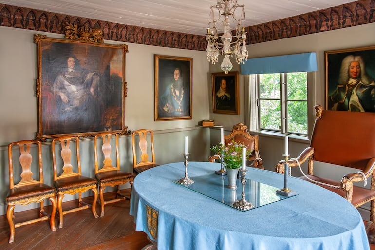 Sigtuna, Suecia. Vista interior de uno de los ayuntamientos Pequeños de Europa. Fue diseñado en la década de 1740.