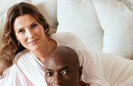 La princesa noruega Märtha Louise y su prometido Durek Verrett anunciaron con esta postal que la boda será en agosto de 2024.