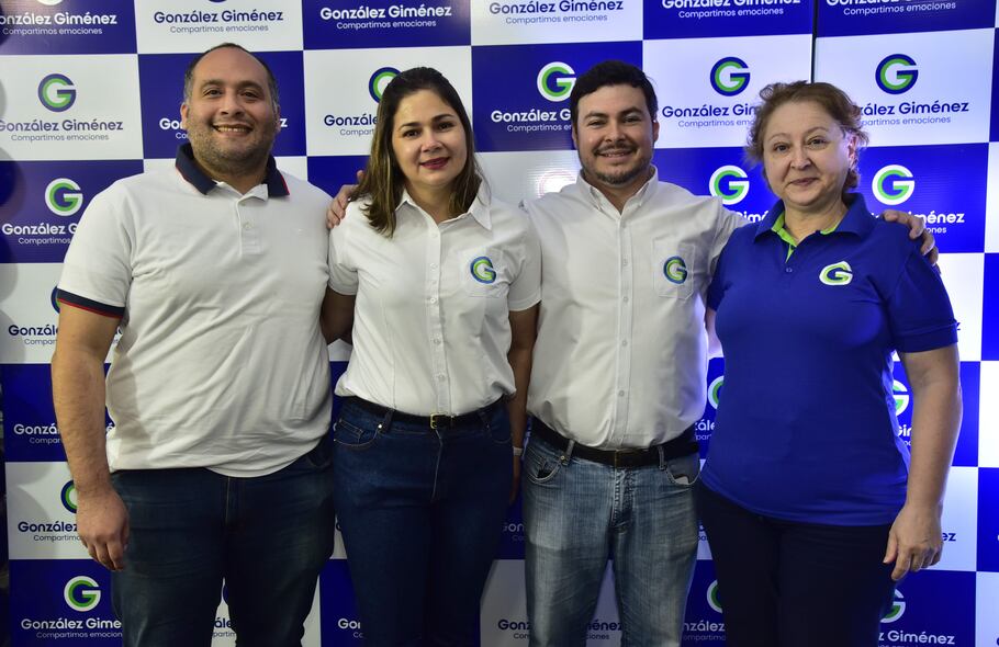 Oscar Acosta, Cintia Romero, Humberto Giménez y Alejandra Palermo.