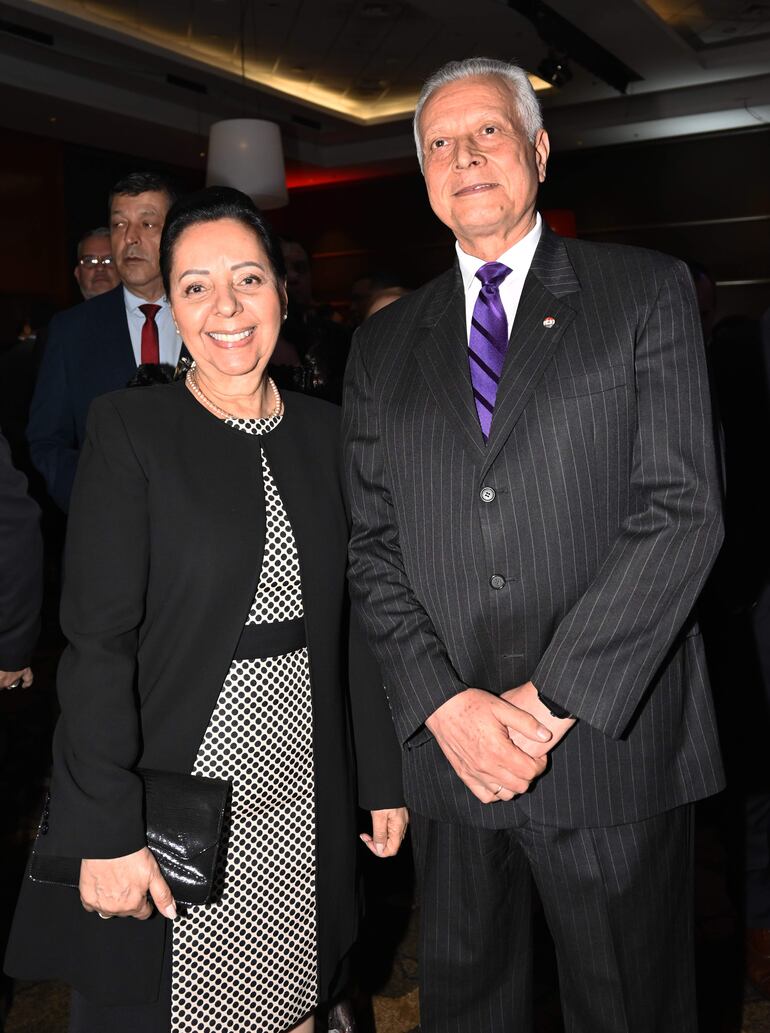 Norma y Marcial Bobadilla.