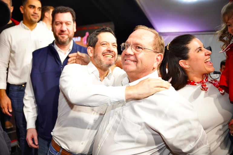 Discurso de la victoria: Camilo Pérez buscará la concordia y agradece llamado de disidentes - Política