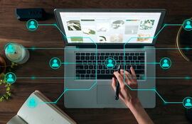 La economía creativa abarca industrias como publicidad, marketing, cine, televisión, música, programación y arquitectura.