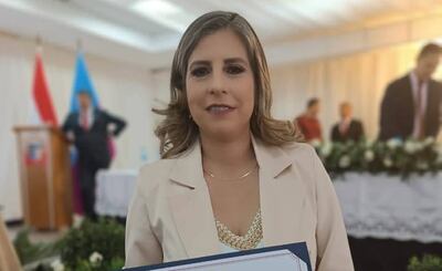 La concejal departamental Blanca Gómez de Cuyer (ANR-HC) asumió como Directora Departamental de Educación en Guairá.