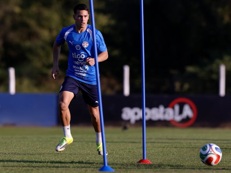 Alexandro Maidana, futbolista de la selección de Paraguay.